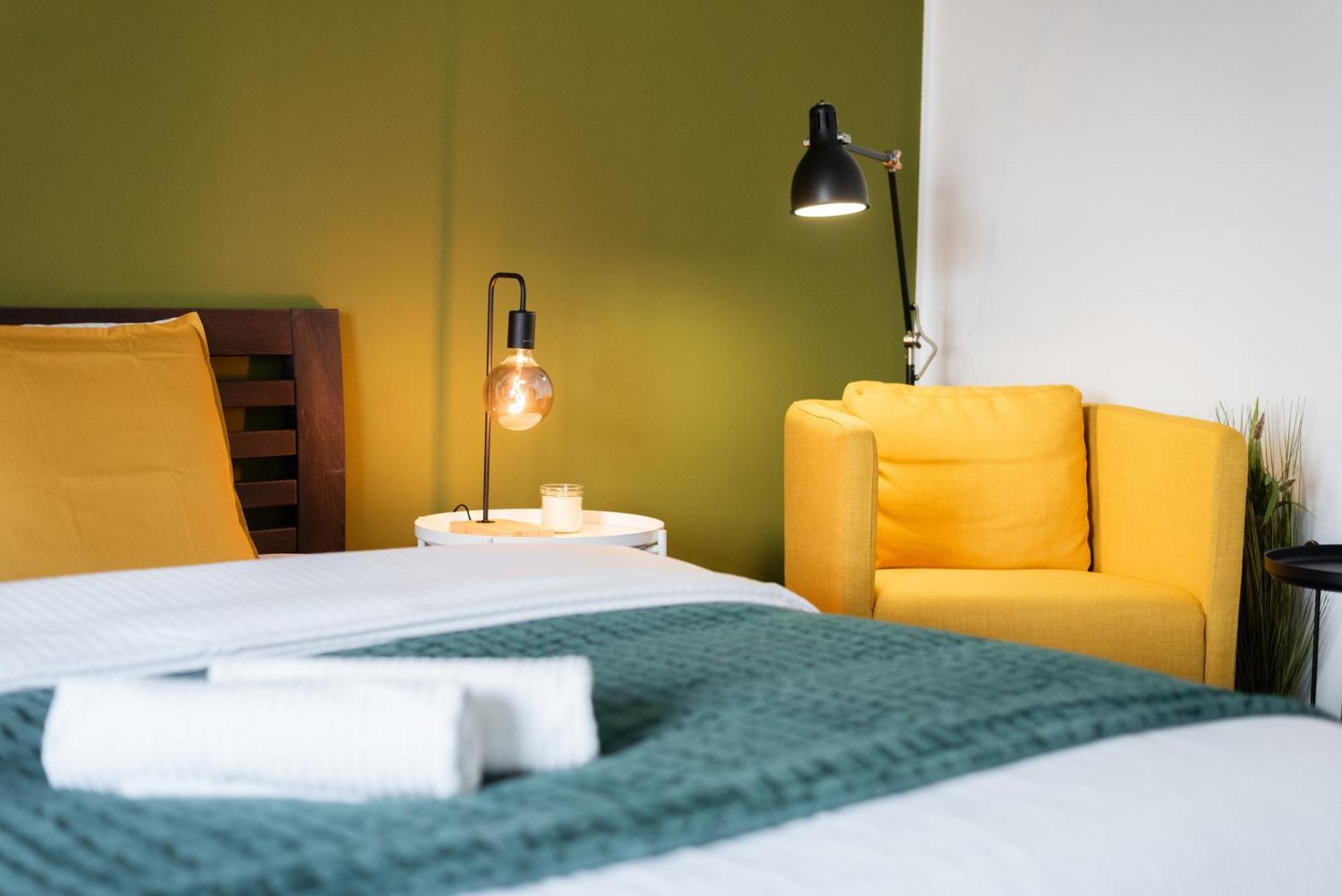 Apartments With Large Balcony, Parking Praga Exterior foto