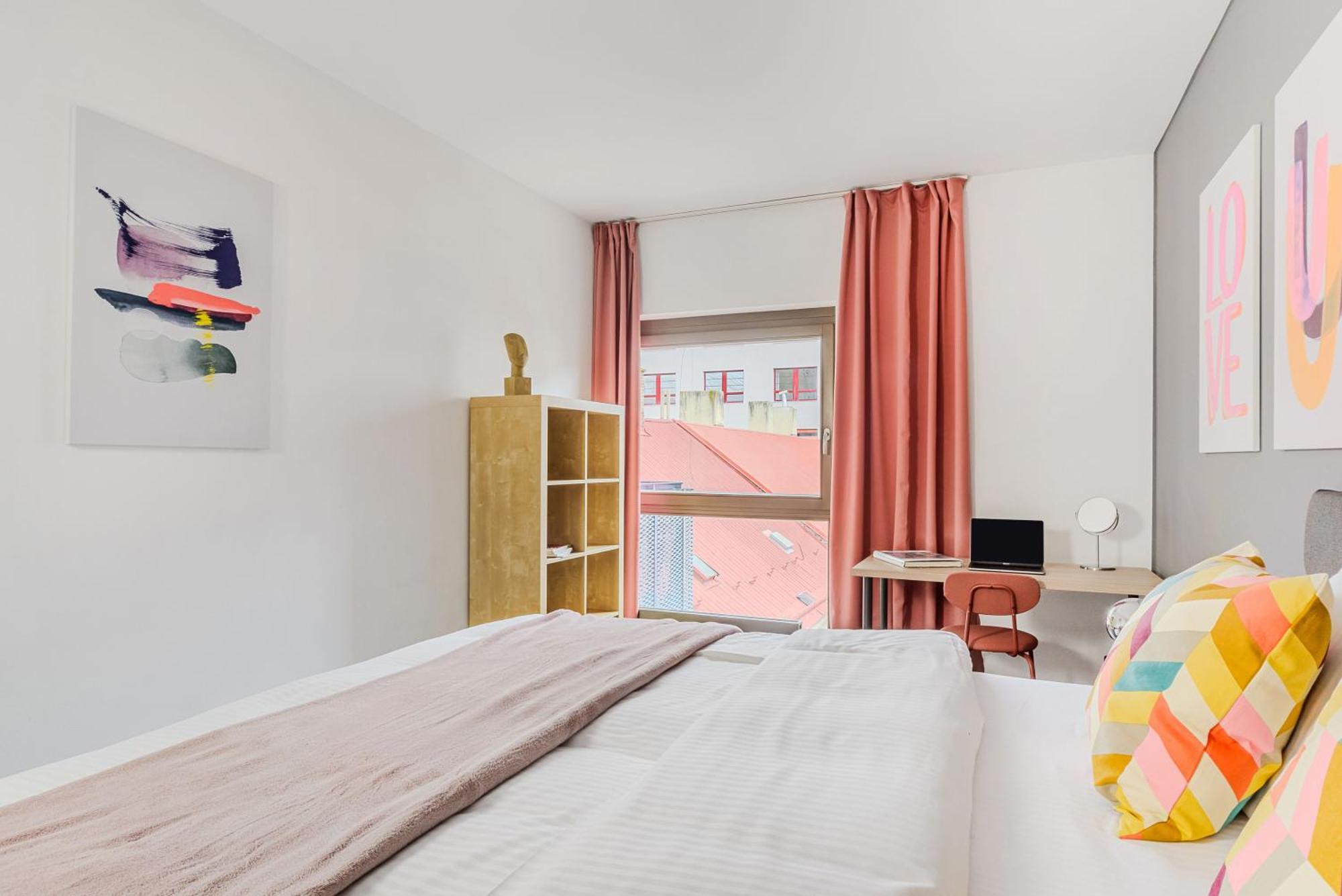 Apartments With Large Balcony, Parking Praga Exterior foto